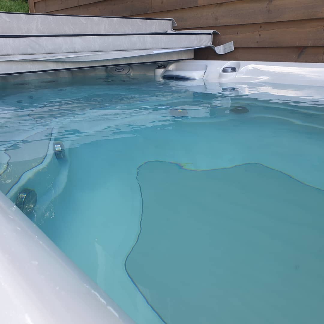 Зодчий-Джакузи-СПА-бассейн Swim Spa от Jacuzzi®