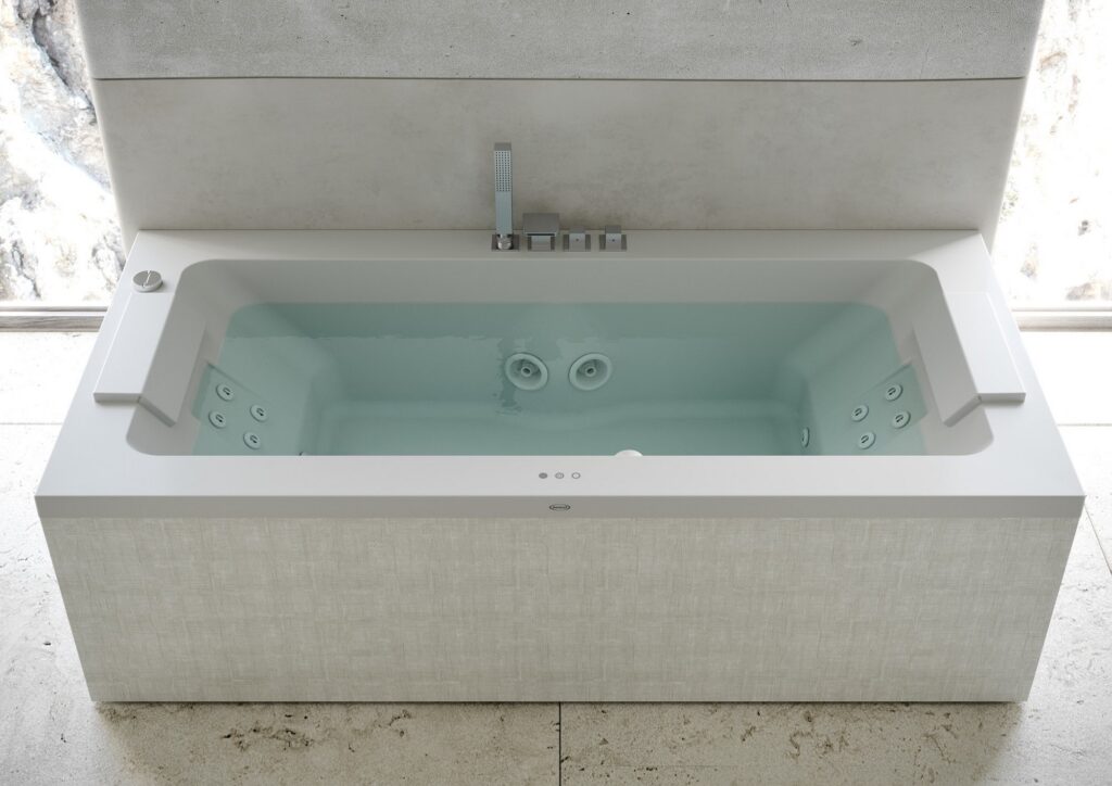 Jacuzzi - Новости - Ванна Sharp