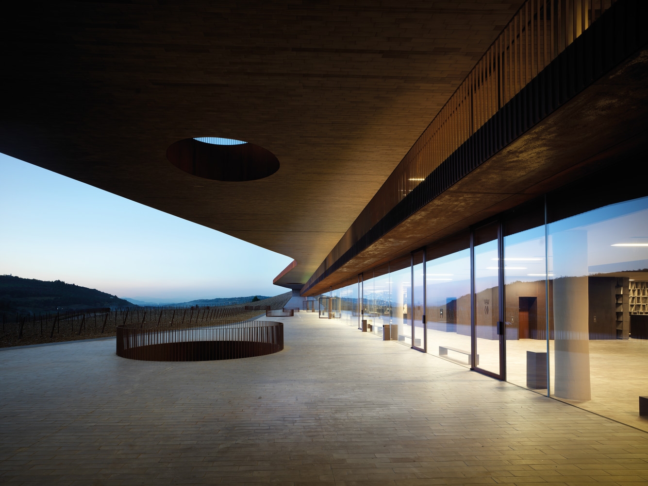 Sannini - Проект - Виноробня Cantina Antinori
