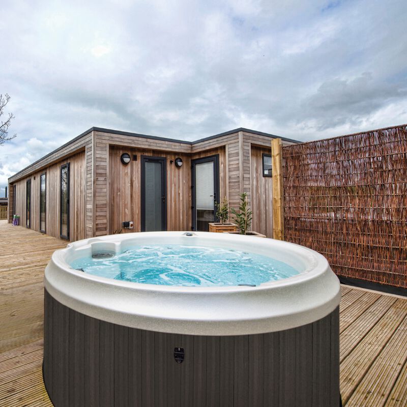 Jacuzzi Hot Tubs - News - New J-200