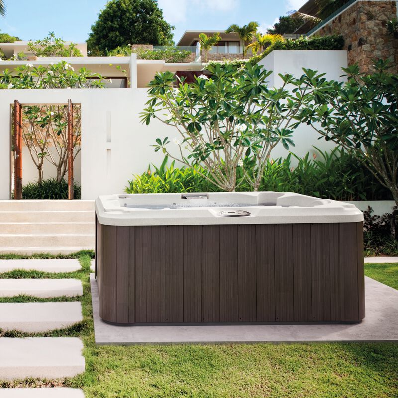 Jacuzzi Hot Tubs - News - New J-200